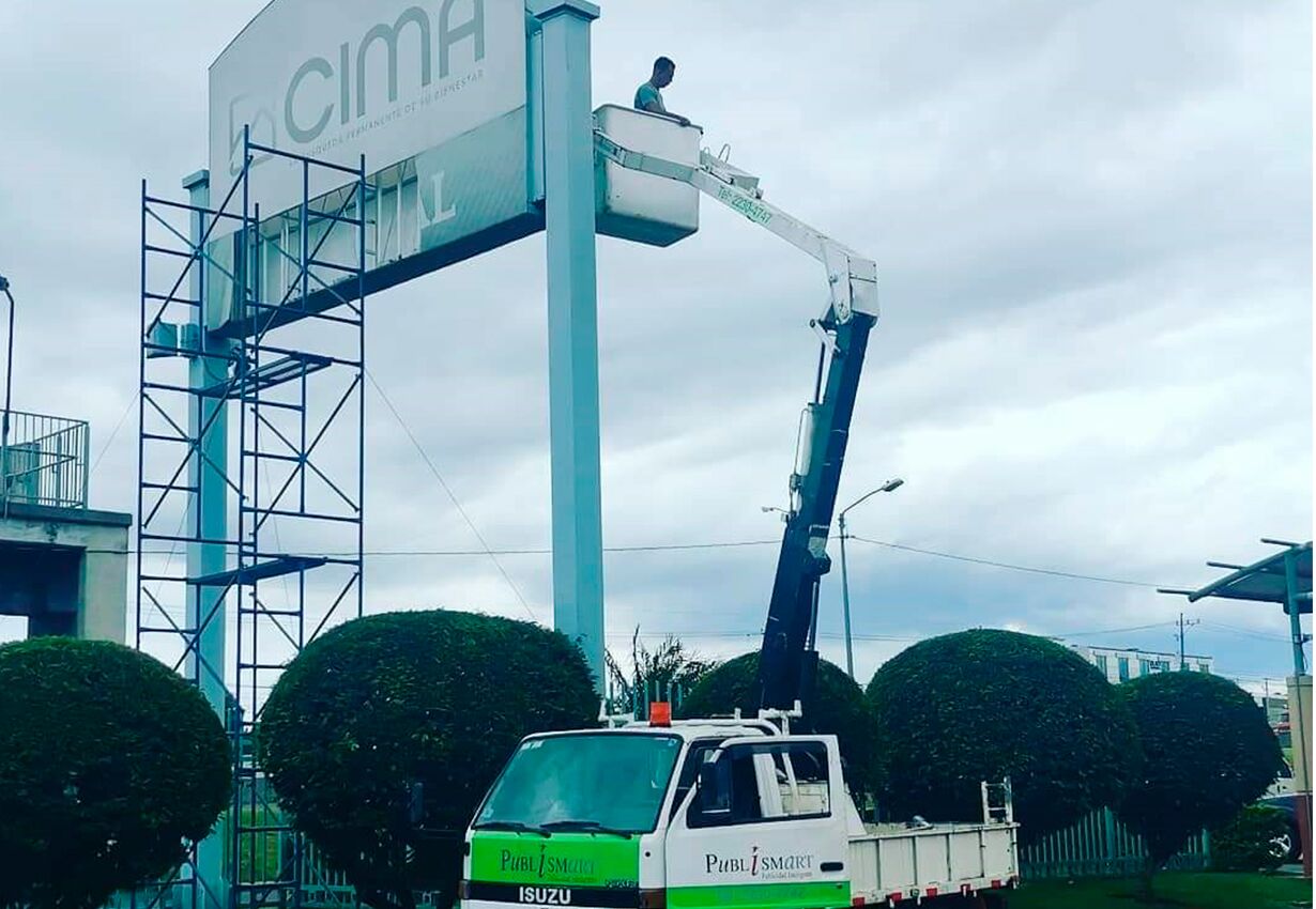Servicio de Grúa Aplicación comercial
